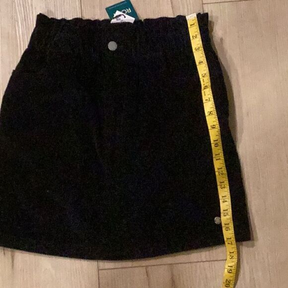 ROXY Silent Days Corduroy Skirt, NWT, size S/P, black - Picture 3 of 4